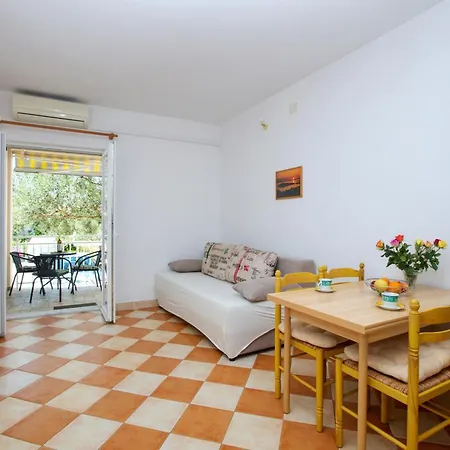 Apartments By The Sea Zaboric, Sibenik - 469