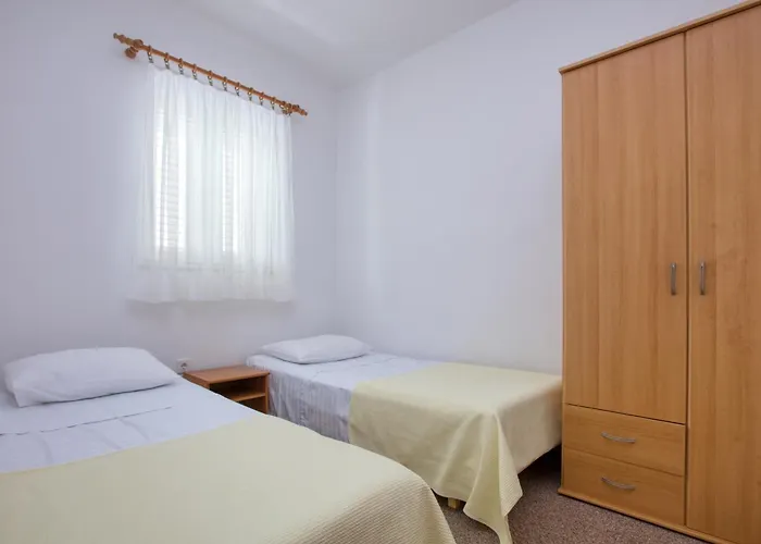 By The Sea Zaboric, Sibenik - 469 扎博里克