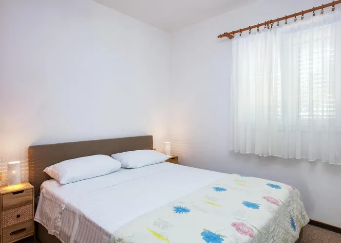 Appartement By The Sea Zaboric, Sibenik - 469 Zaboric